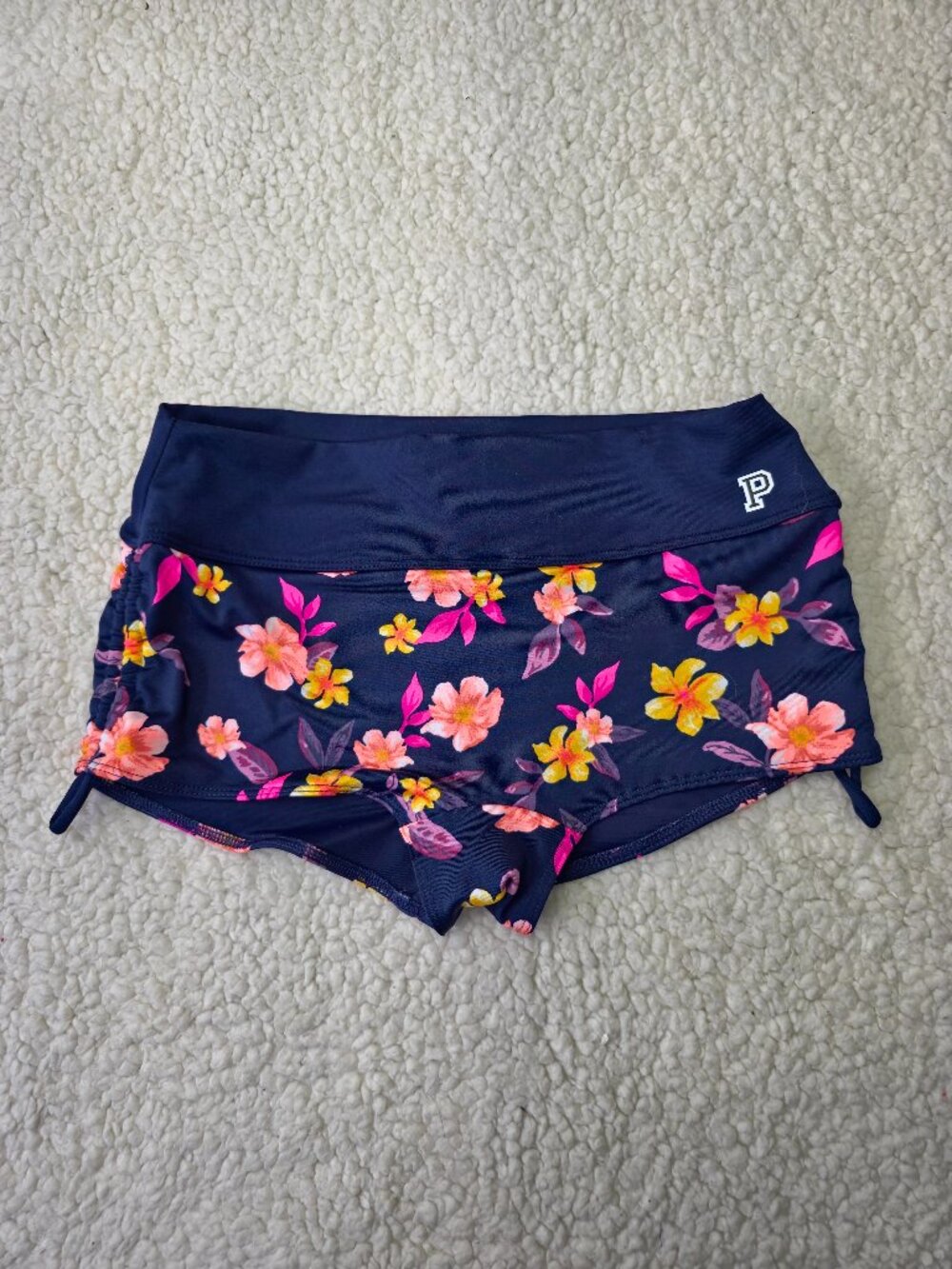NWOT PINK Victoria's Secret Ultimate Gym to Swim Floral Shorts, Size S